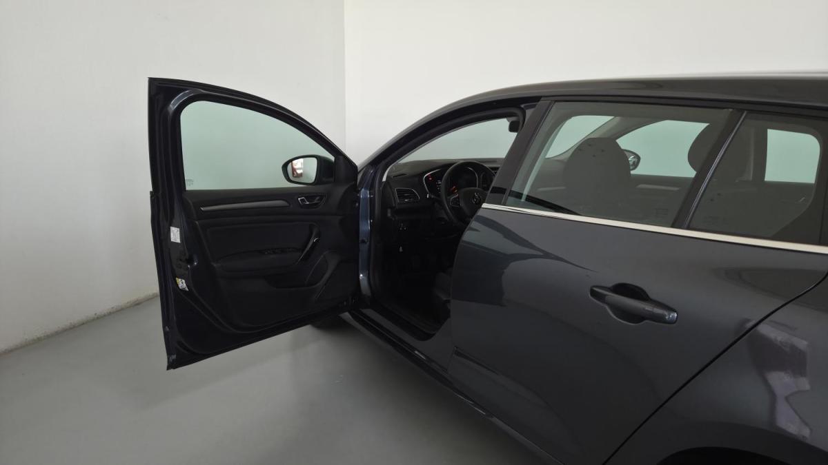renault-megane-sport-tourer-2022-diesel-1461cc