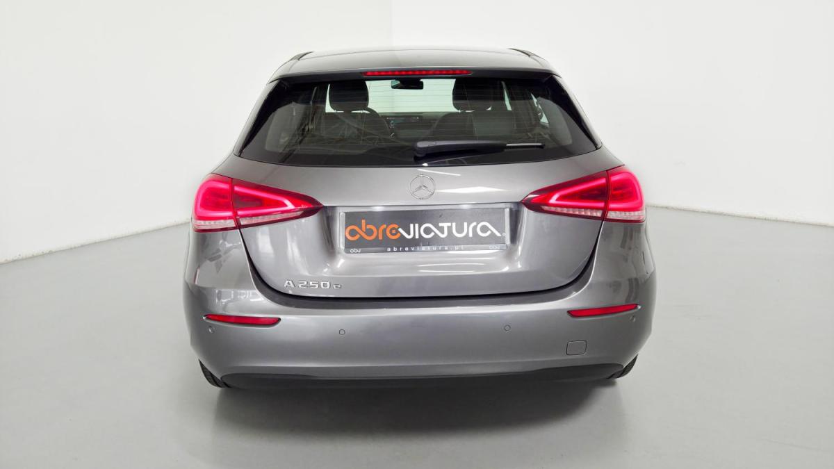 mercedes-benz-classe-a-2022-gasolina-1332cc