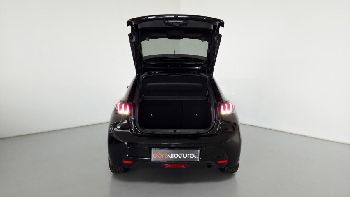 peugeot-208-2022-diesel-1499cc