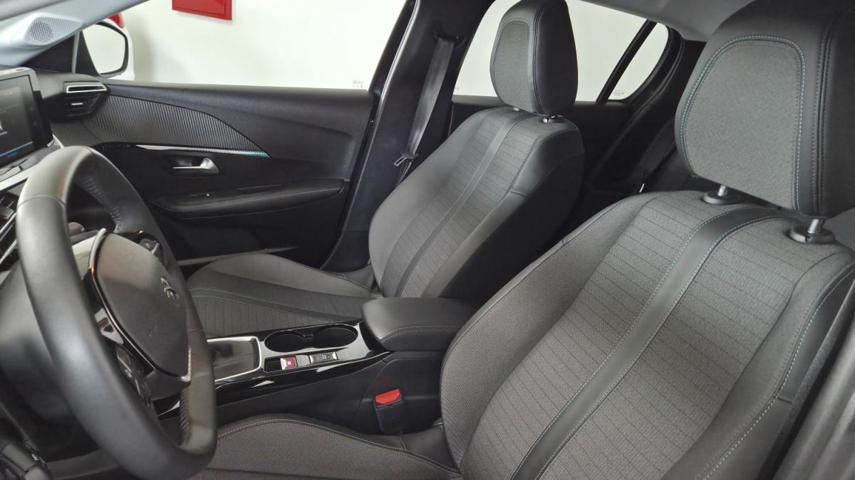 peugeot-208-2022-diesel-1499cc