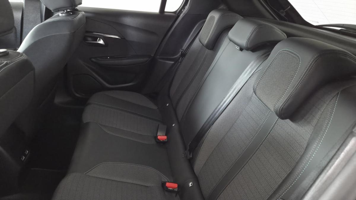 peugeot-208-2022-diesel-1499cc