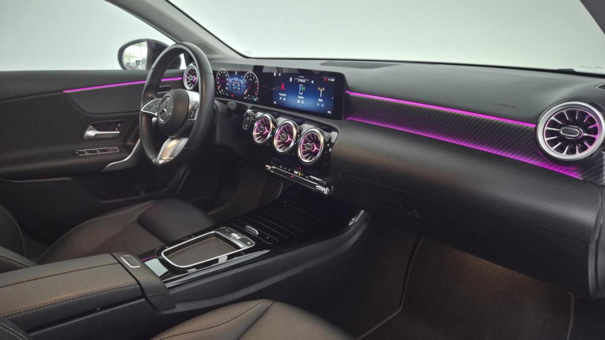mercedes-benz-classe-a-2023-gasolina-1332cc