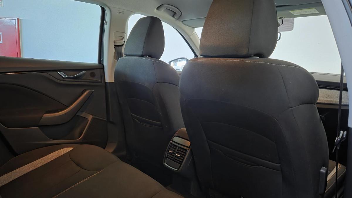 skoda-kamiq-2024-gasolina-999cc