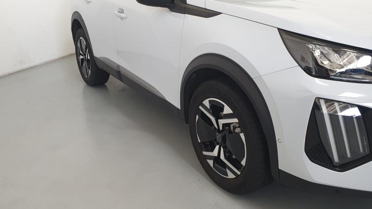 peugeot-2008-2024-gasolina-1199cc