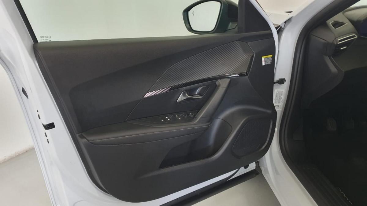 peugeot-2008-2024-gasolina-1199cc