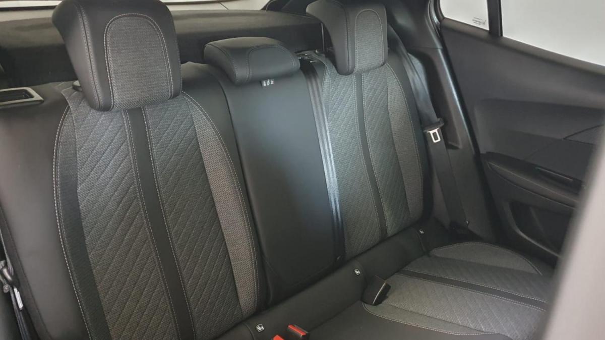 peugeot-2008-2024-gasolina-1199cc