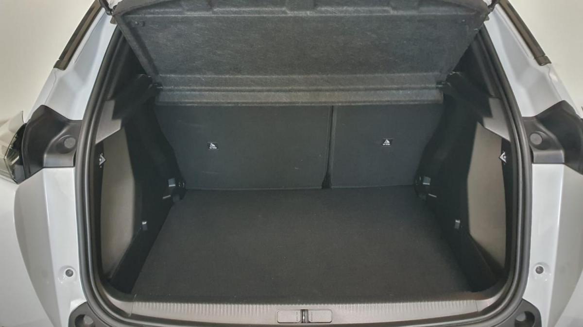 peugeot-2008-2024-gasolina-1199cc