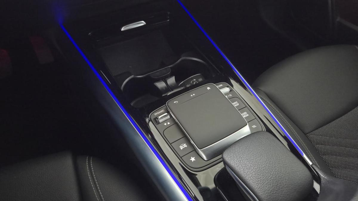 mercedes-benz-eqa-2023-eletrico-0cc
