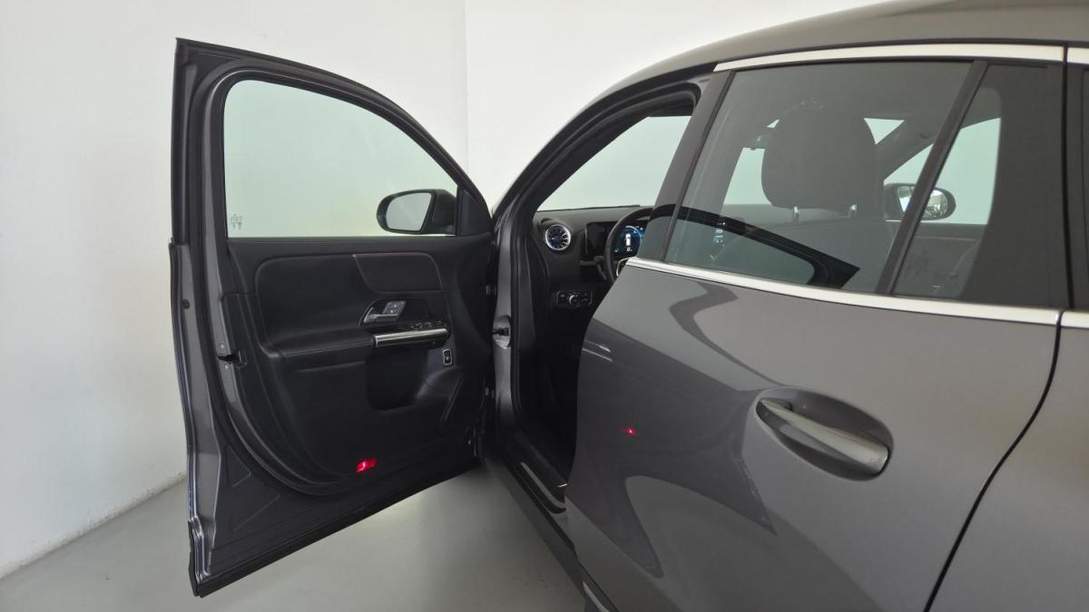 mercedes-benz-eqa-2023-eletrico-0cc
