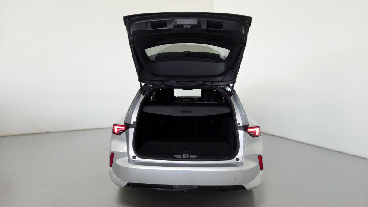 opel-astra-2024-hibrido-a-gasolina-1598cc