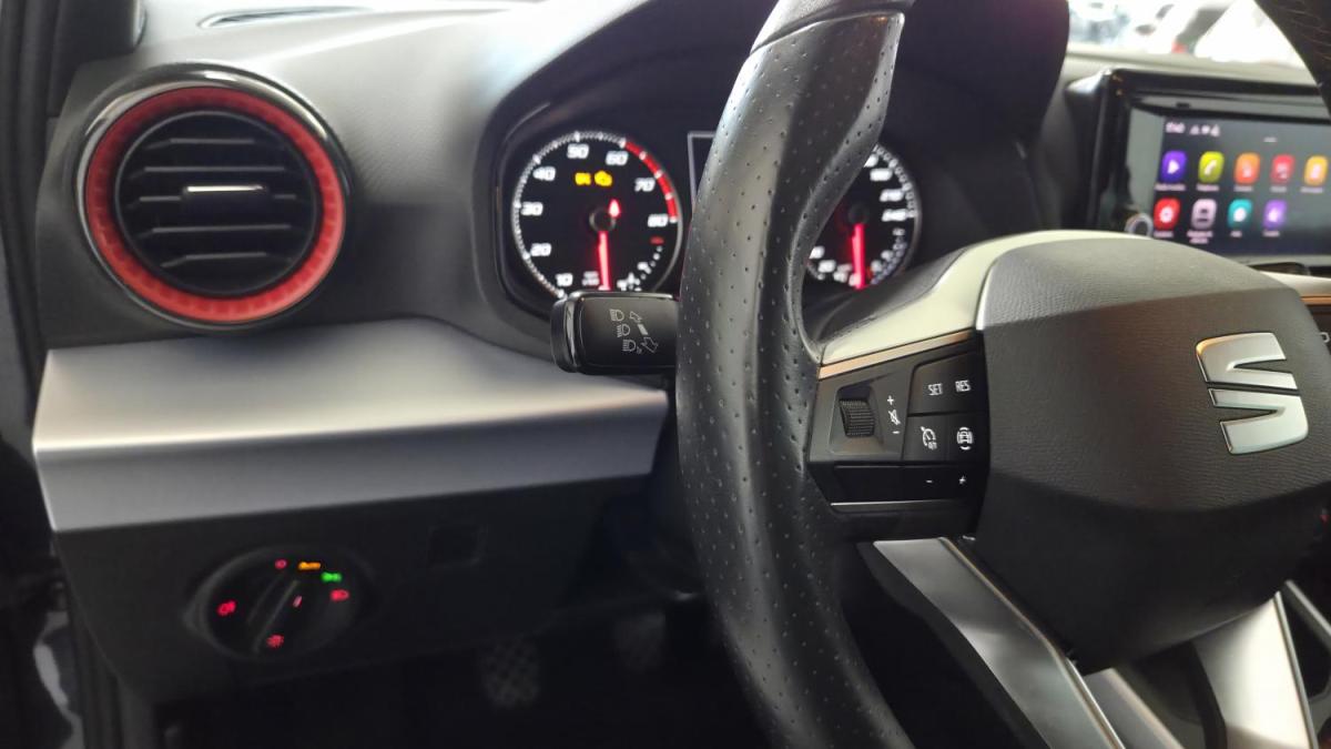seat-arona-2023-gasolina-999cc