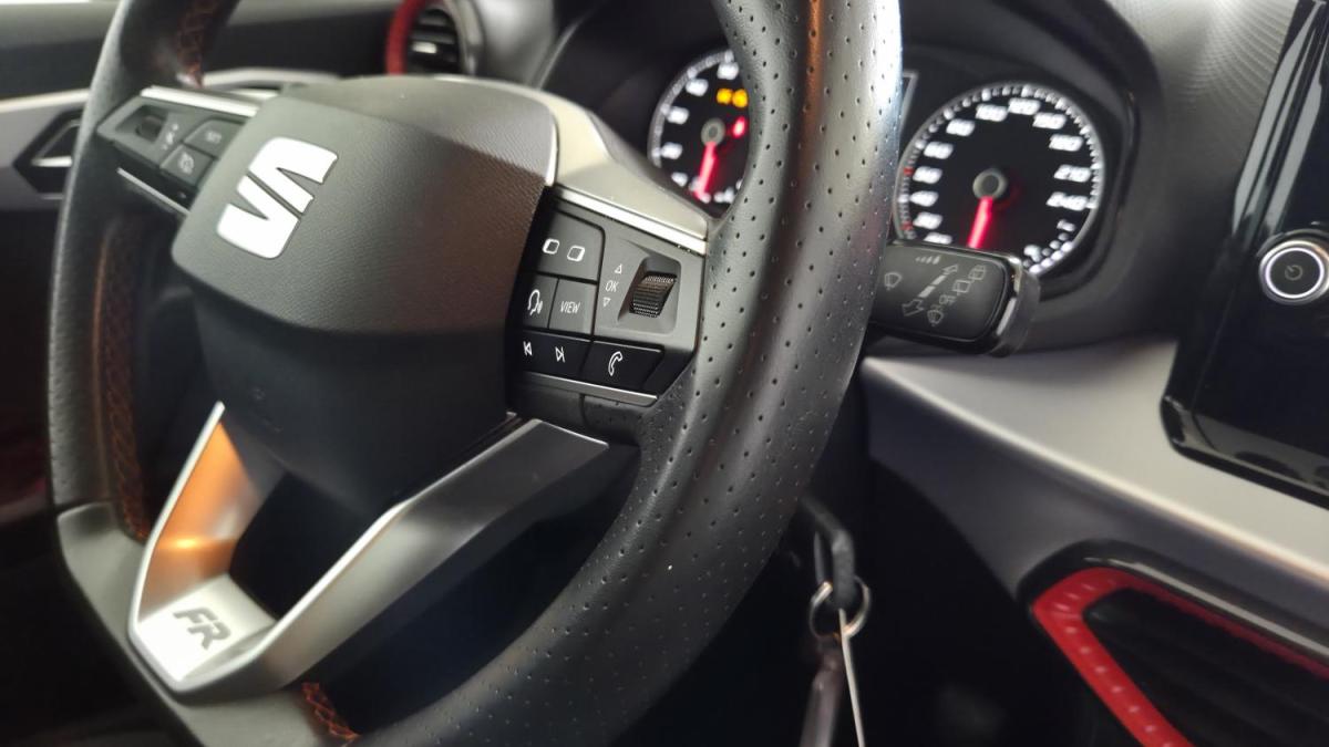 seat-arona-2023-gasolina-999cc
