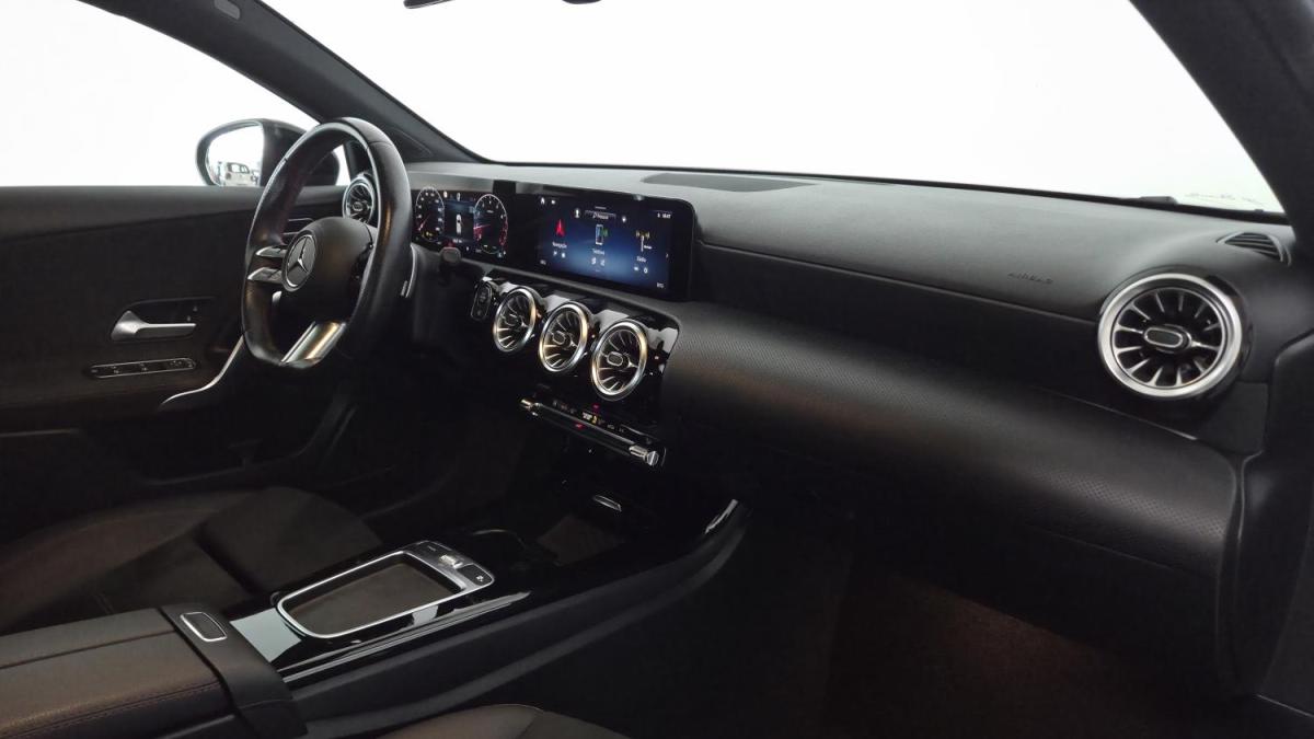 mercedes-benz-classe-a-2023-gasolina-1332cc