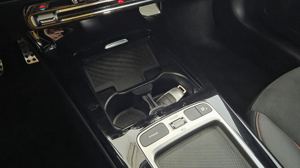 mercedes-benz-classe-a-2023-gasolina-1332cc