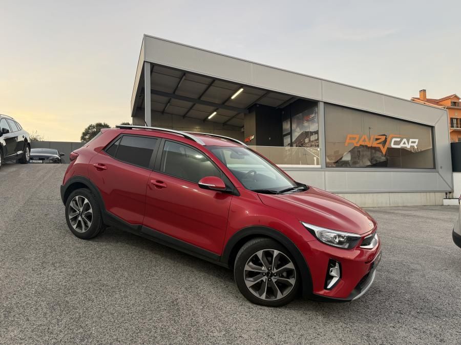 kia-stonic-2024-gasolina-998cc