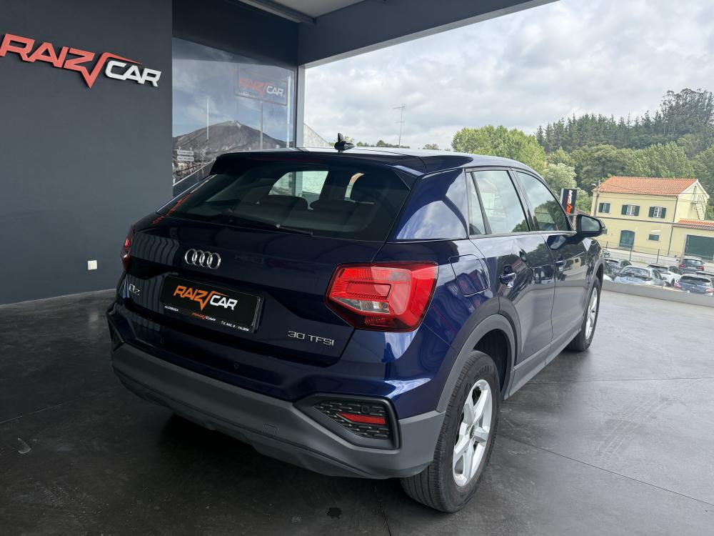 audi-q2-2023-gasolina-999cc
