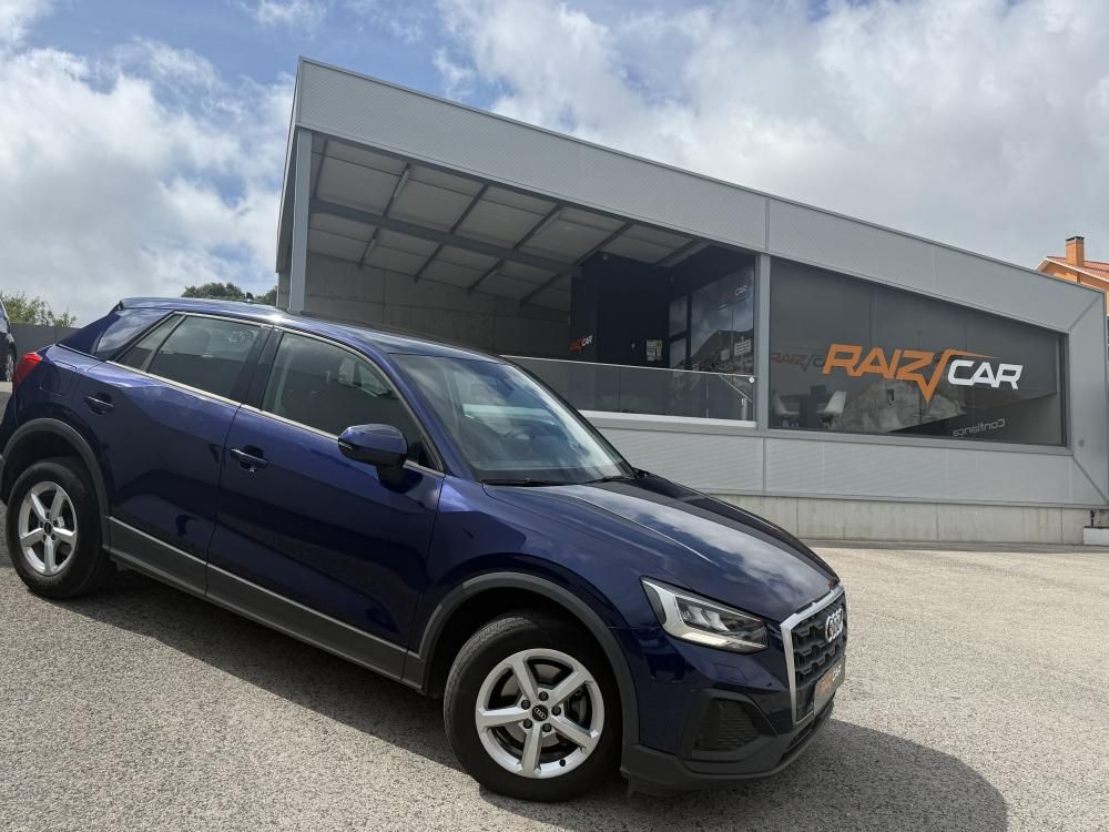 audi-q2-2023-gasolina-999cc