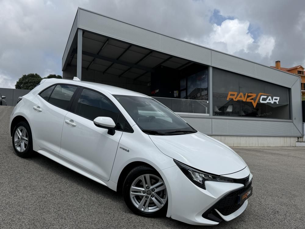 toyota-corolla-2021-hibrido-a-gasolina-1798cc