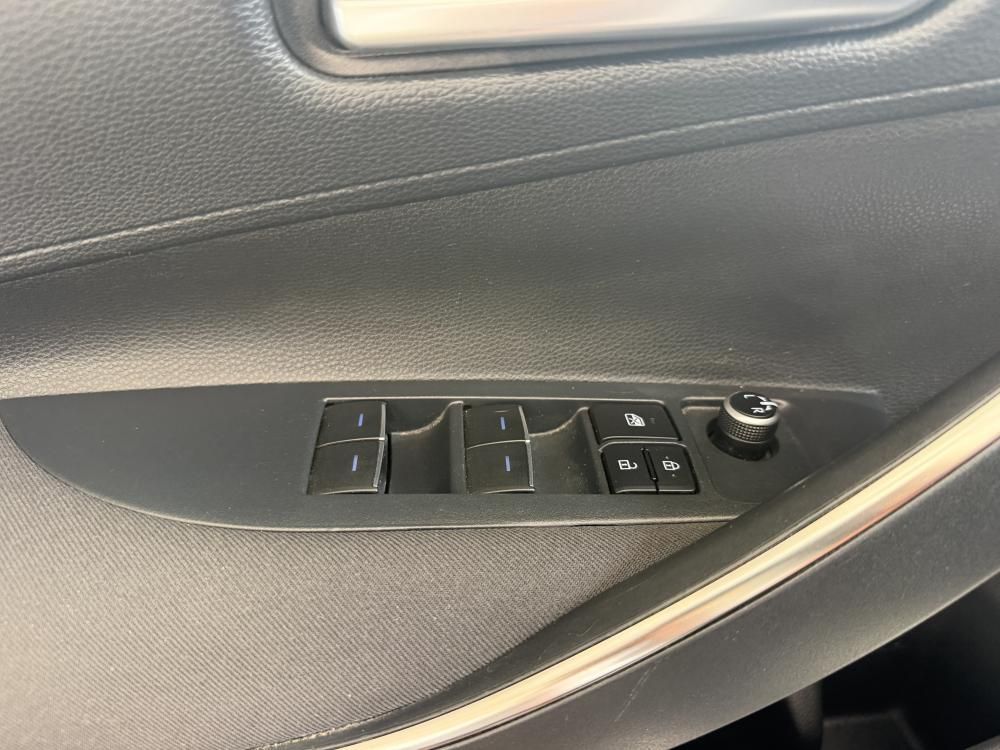 toyota-corolla-2021-hibrido-a-gasolina-1798cc