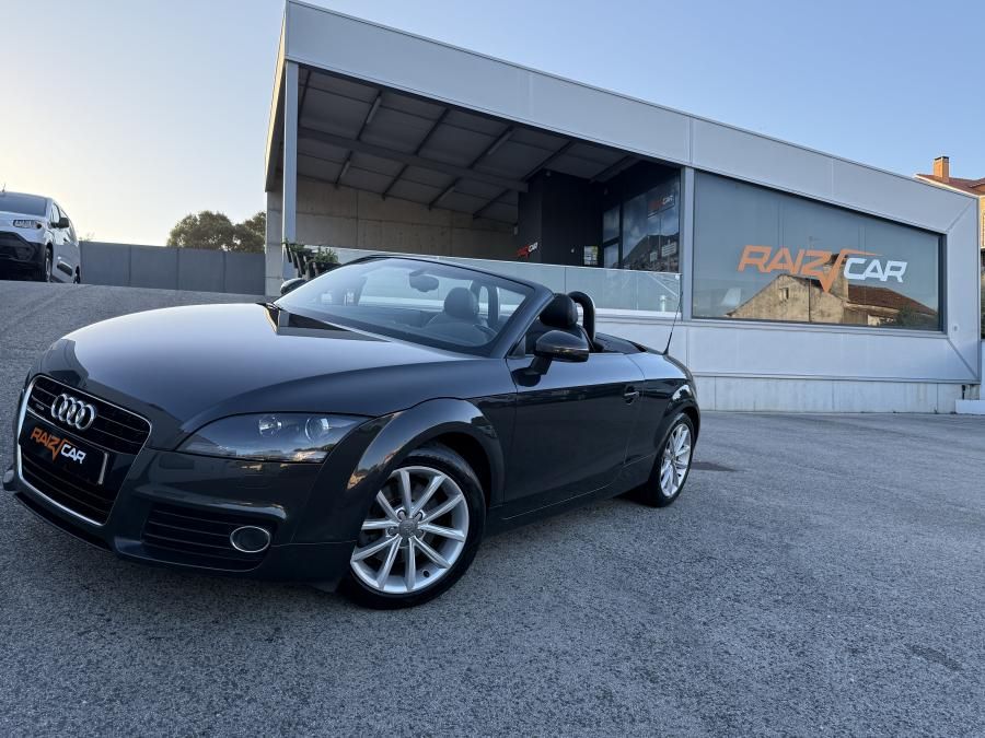 audi-tt-2011-gasolina-1984cc