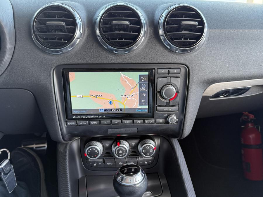 audi-tt-2011-gasolina-1984cc
