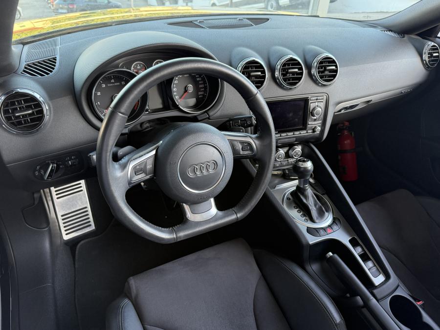 audi-tt-2011-gasolina-1984cc