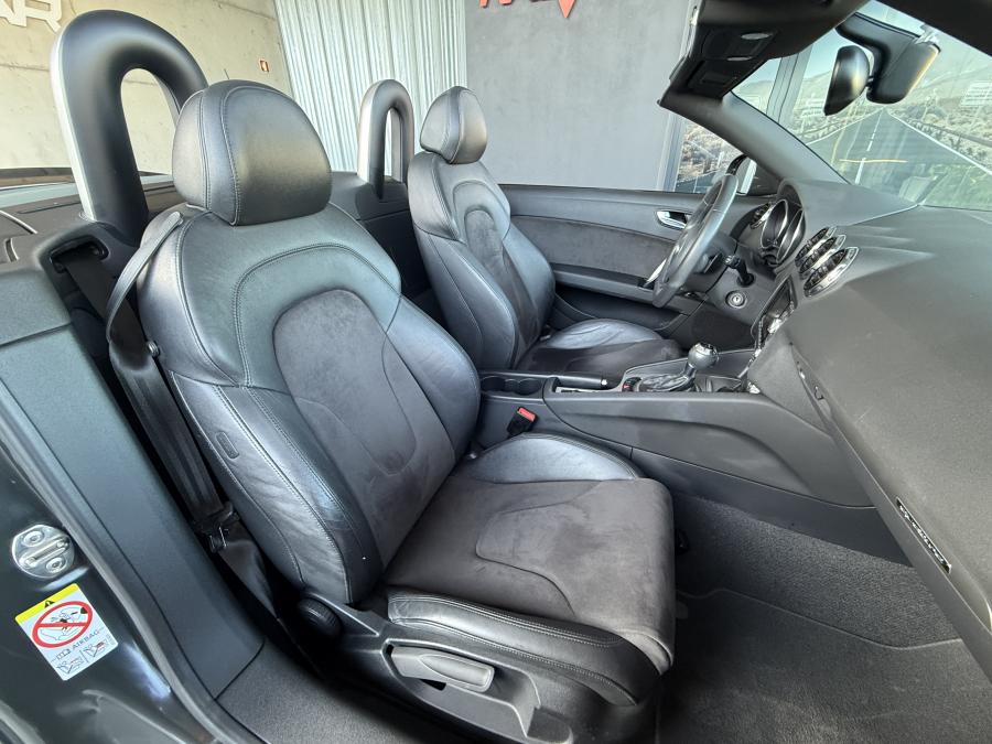 audi-tt-2011-gasolina-1984cc
