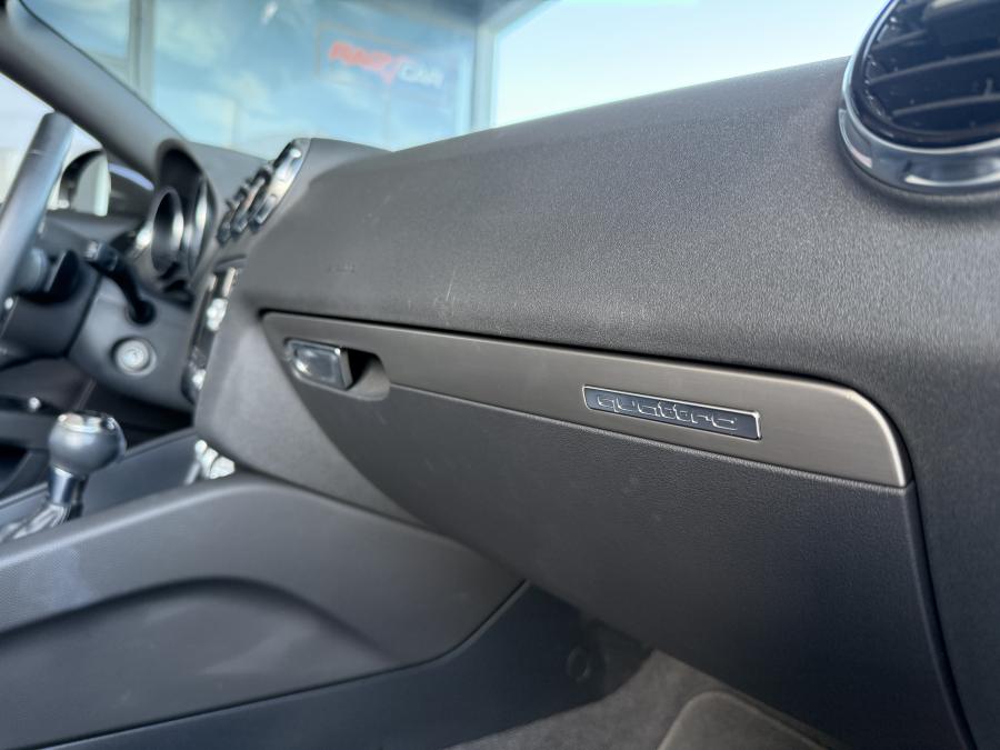 audi-tt-2011-gasolina-1984cc
