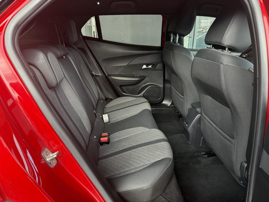 peugeot-2008-2024-gasolina-1199cc