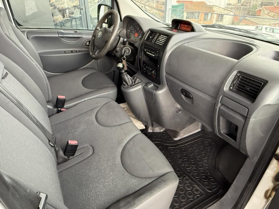 toyota-proace-2014-diesel-2000cc