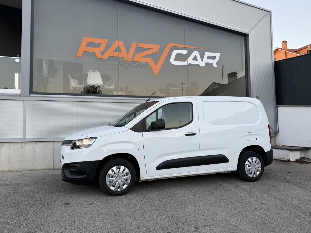 toyota-proace-city-2022-diesel-1500cc