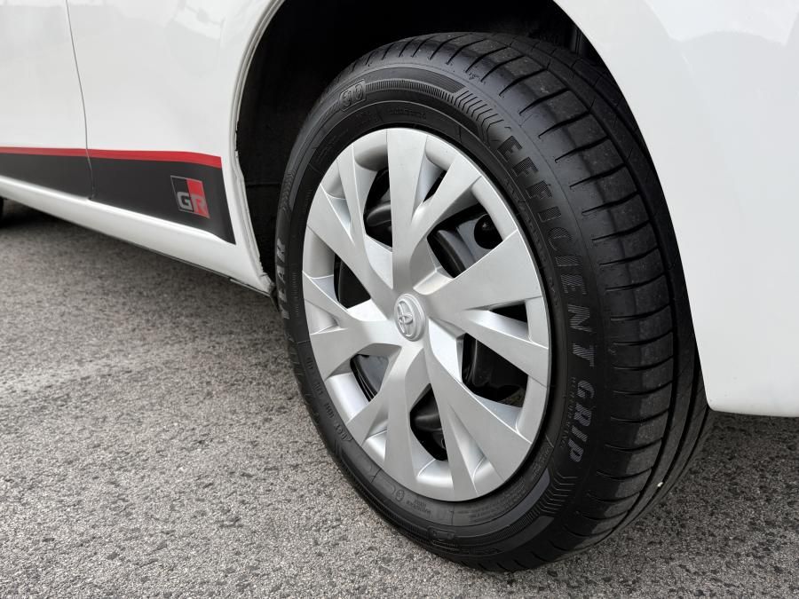 toyota-yaris-2019-diesel-1400cc