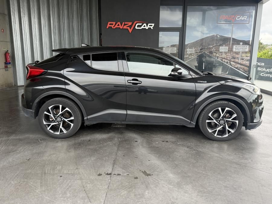 toyota-c-hr-2019-hibrido-a-gasolina-1798cc