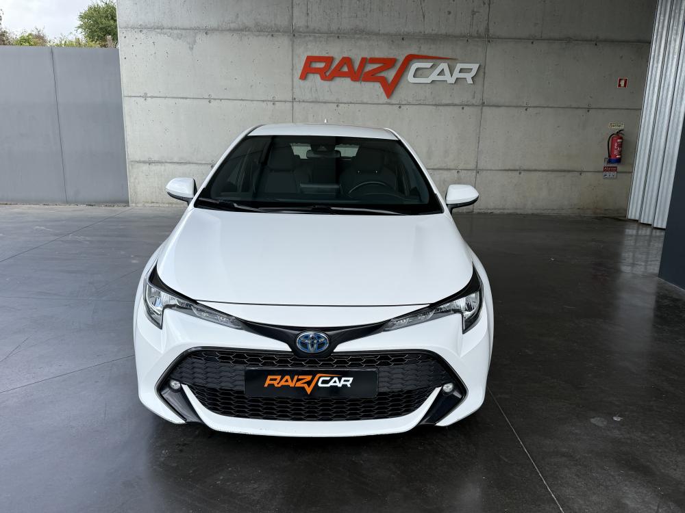 toyota-corolla-2021-hibrido-a-gasolina-1798cc