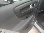 volvo-xc40-b3-2025-gasolina-1969cc