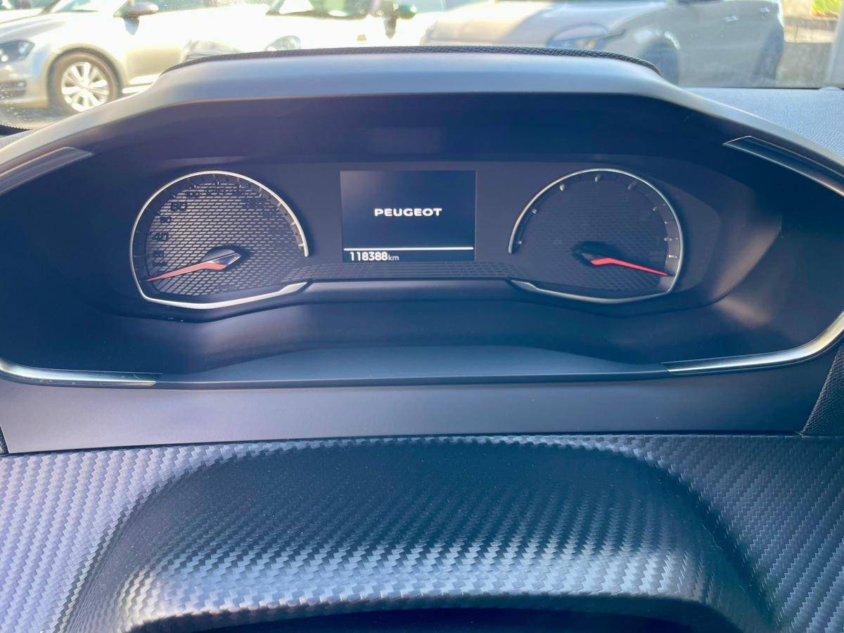 peugeot-208-2020-gasolina-1199cc