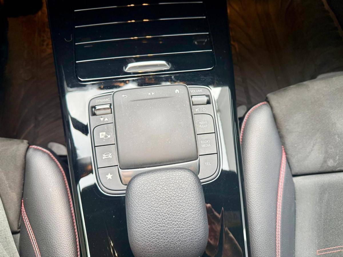 mercedes-benz-classe-a-2020-hibrido-a-gasolina-1332cc