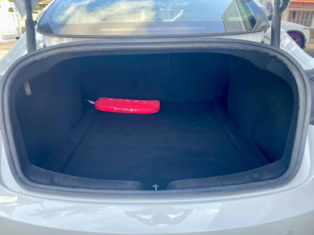 tesla-model-3-2023-eletrico-0cc