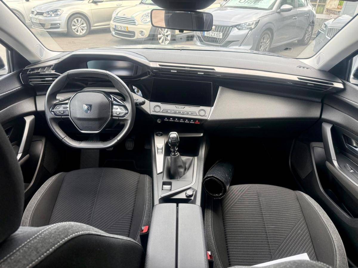 peugeot-308-sw-2022-diesel-1499cc