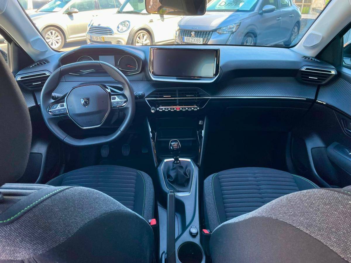 peugeot-208-2024-gasolina-1199cc
