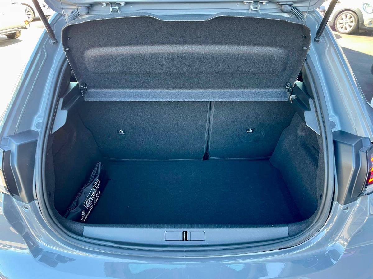 peugeot-208-2024-gasolina-1199cc