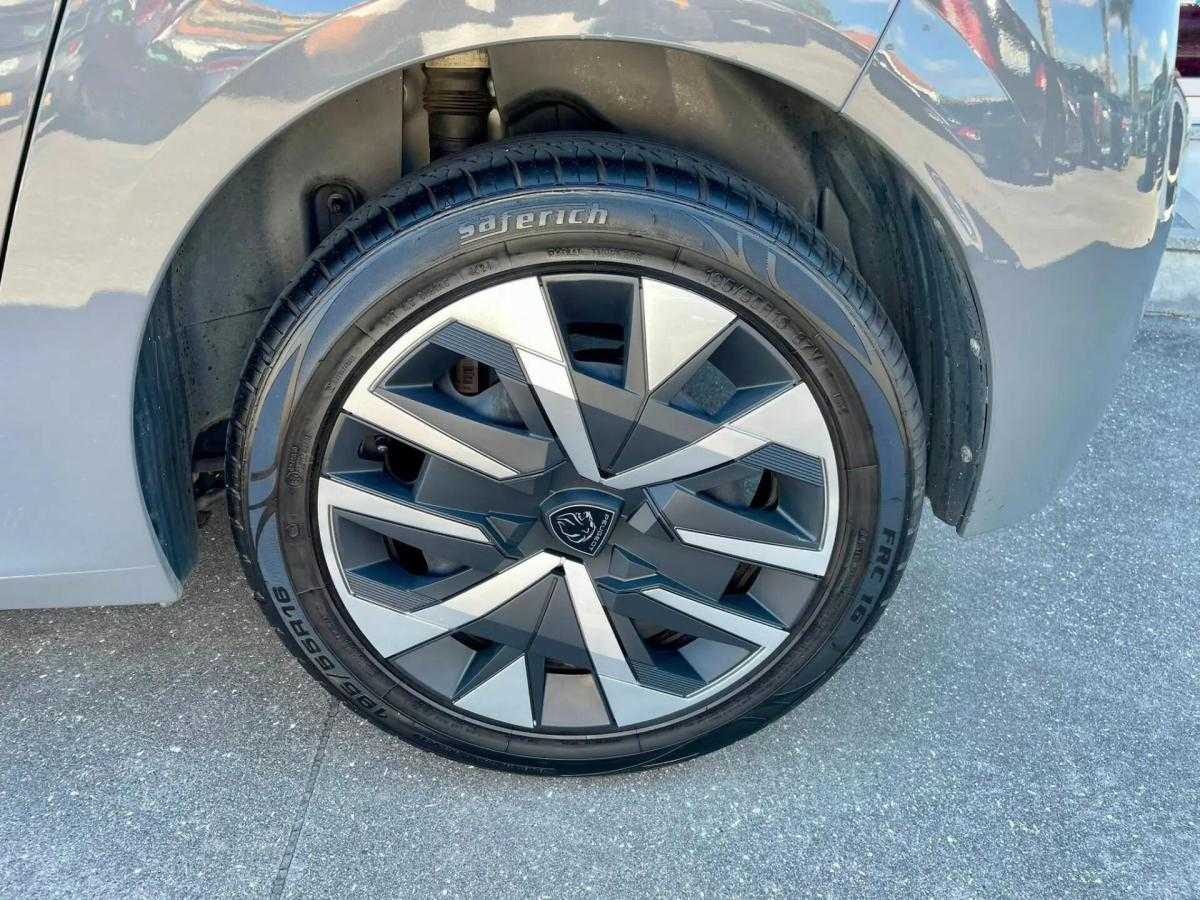 peugeot-208-2024-gasolina-1199cc