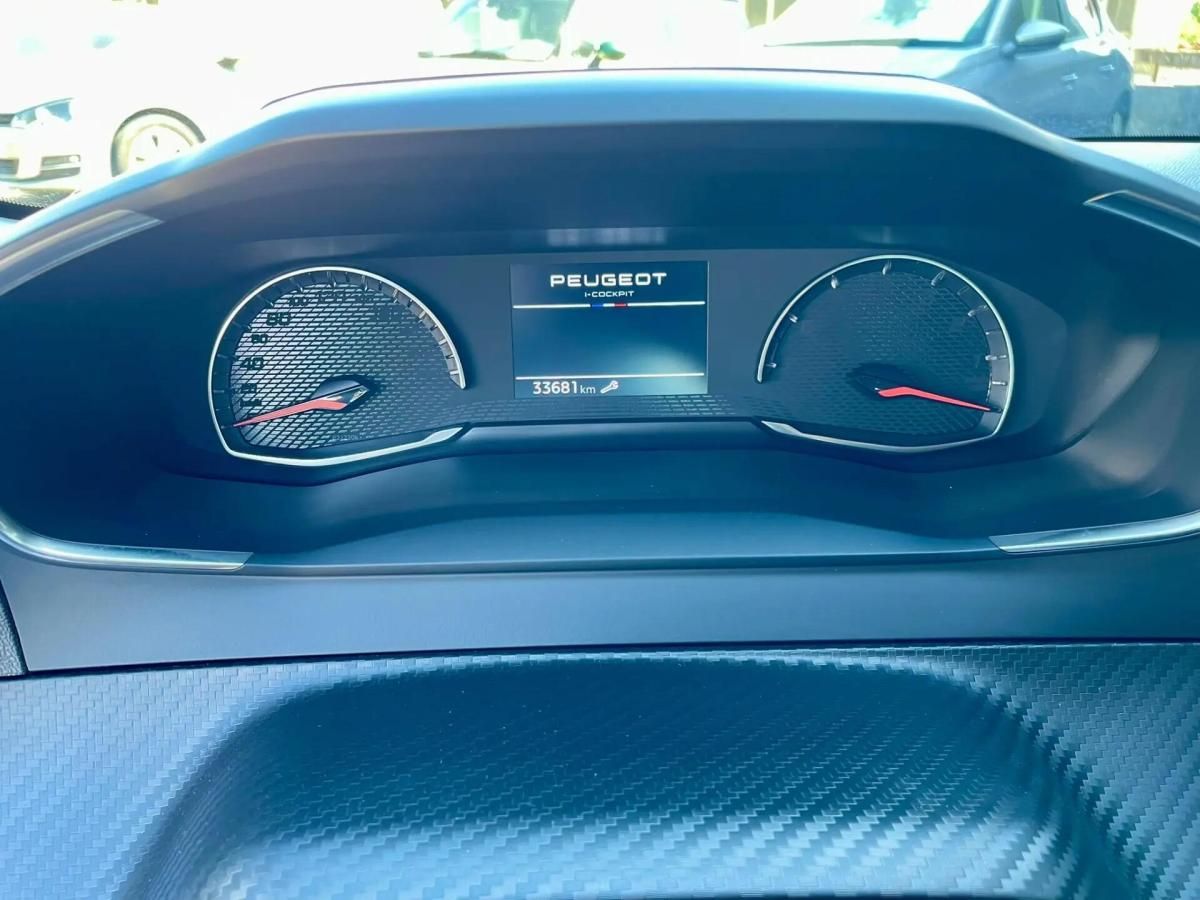 peugeot-208-2024-gasolina-1199cc