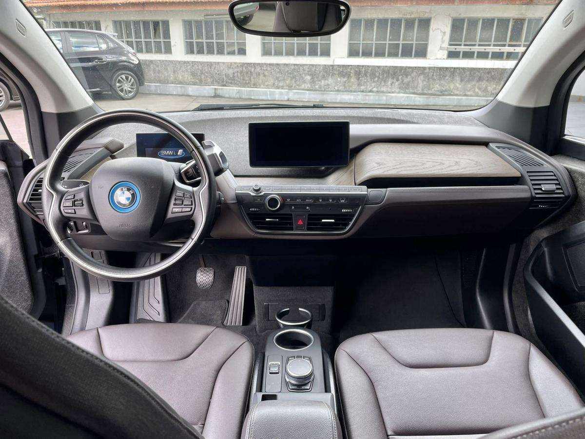 bmw-i3-2020-eletrico-500cc