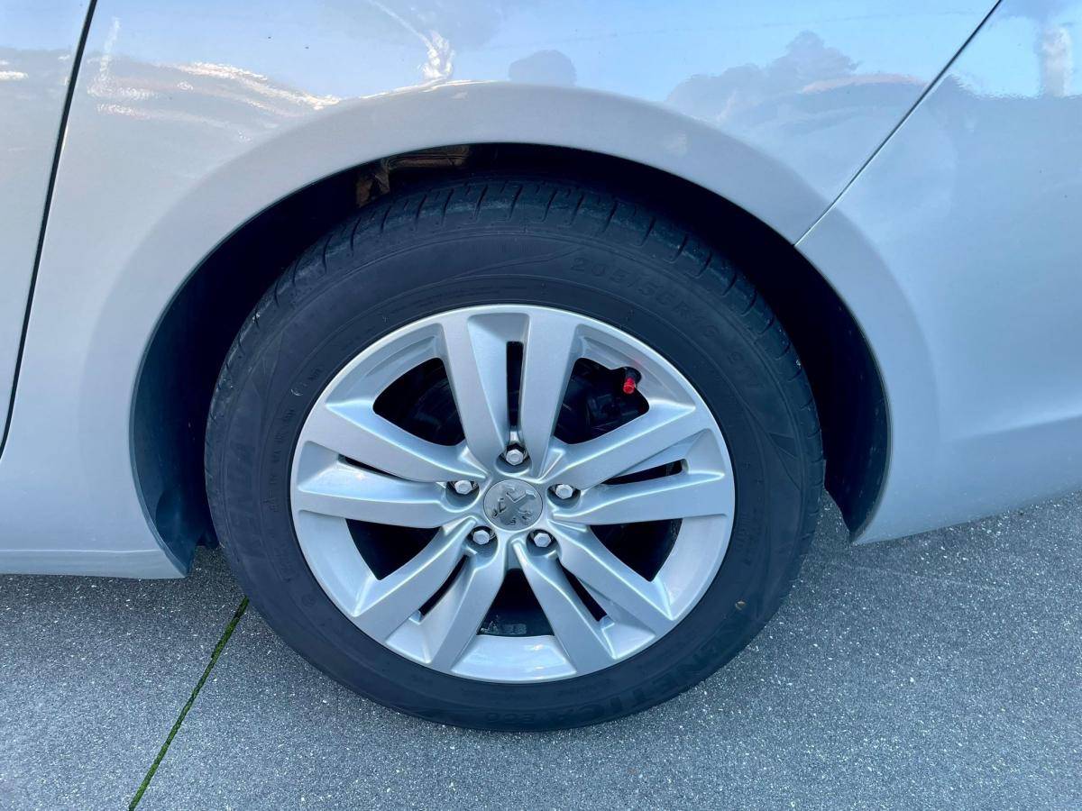 peugeot-308-sw-2017-diesel-1560cc