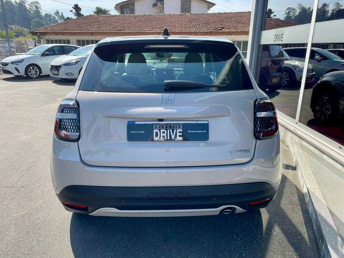 fiat-600-2026-gasolina-1199cc