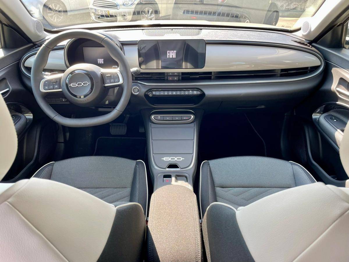 fiat-600-2026-gasolina-1199cc