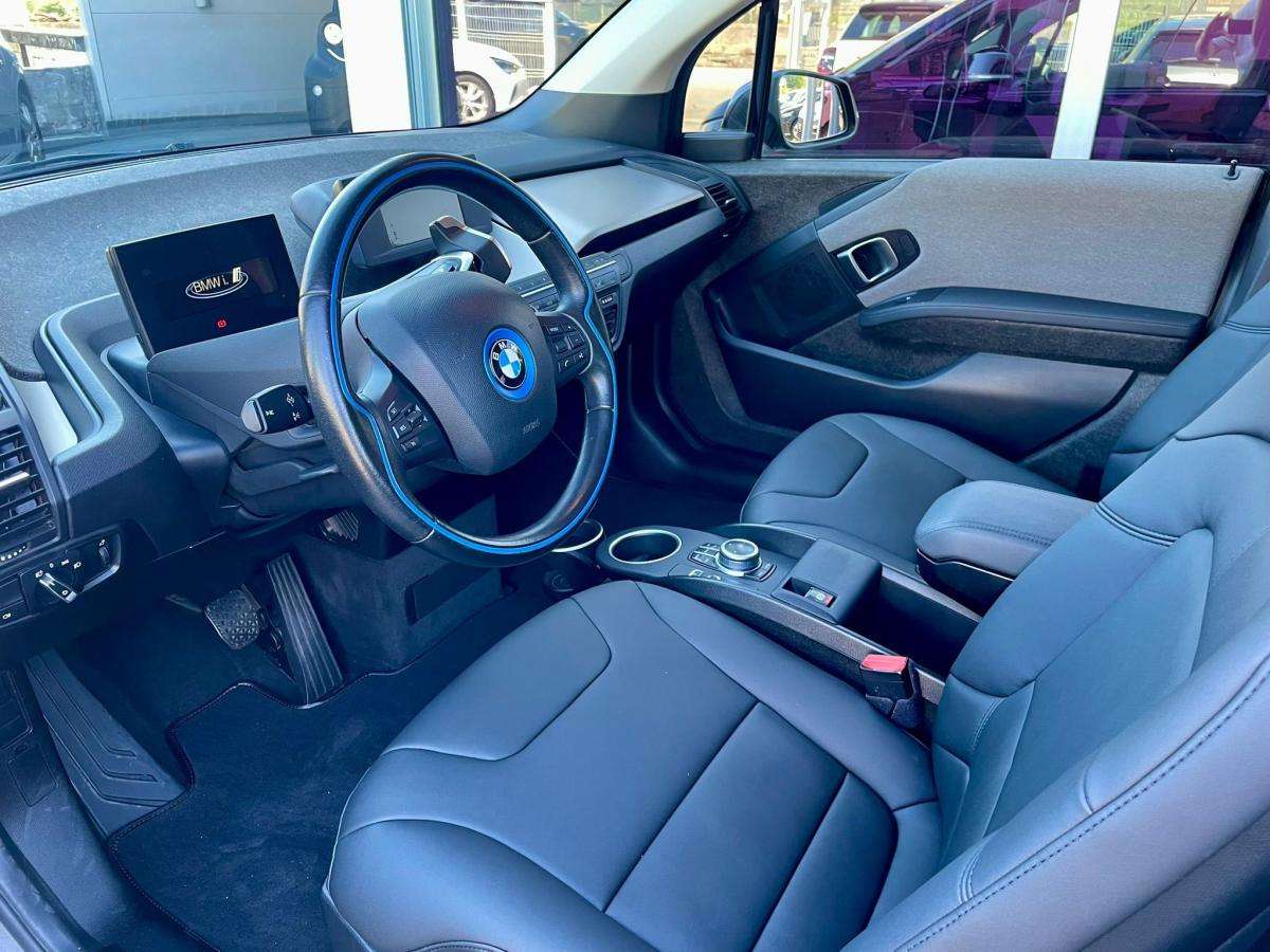 bmw-i3-2021-eletrico-500cc
