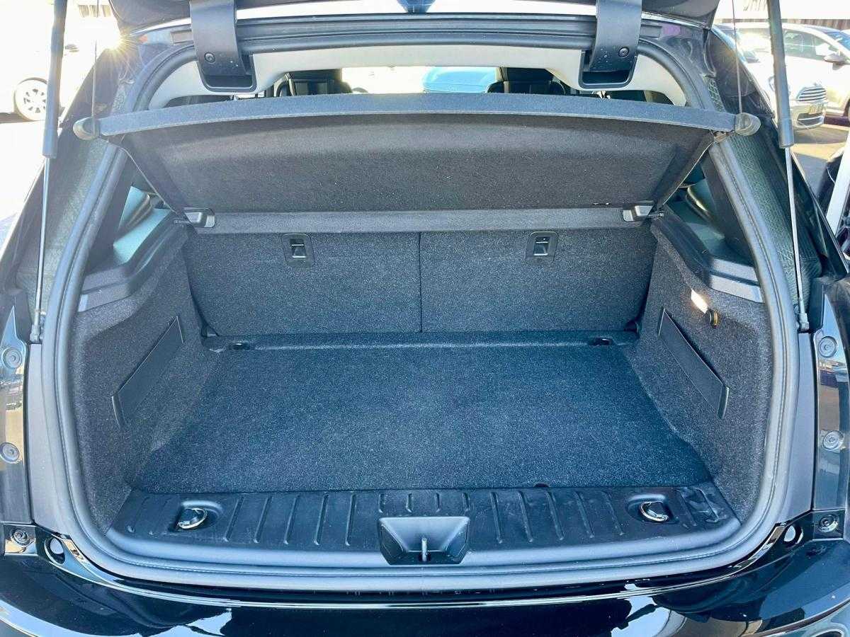 bmw-i3-2021-eletrico-500cc