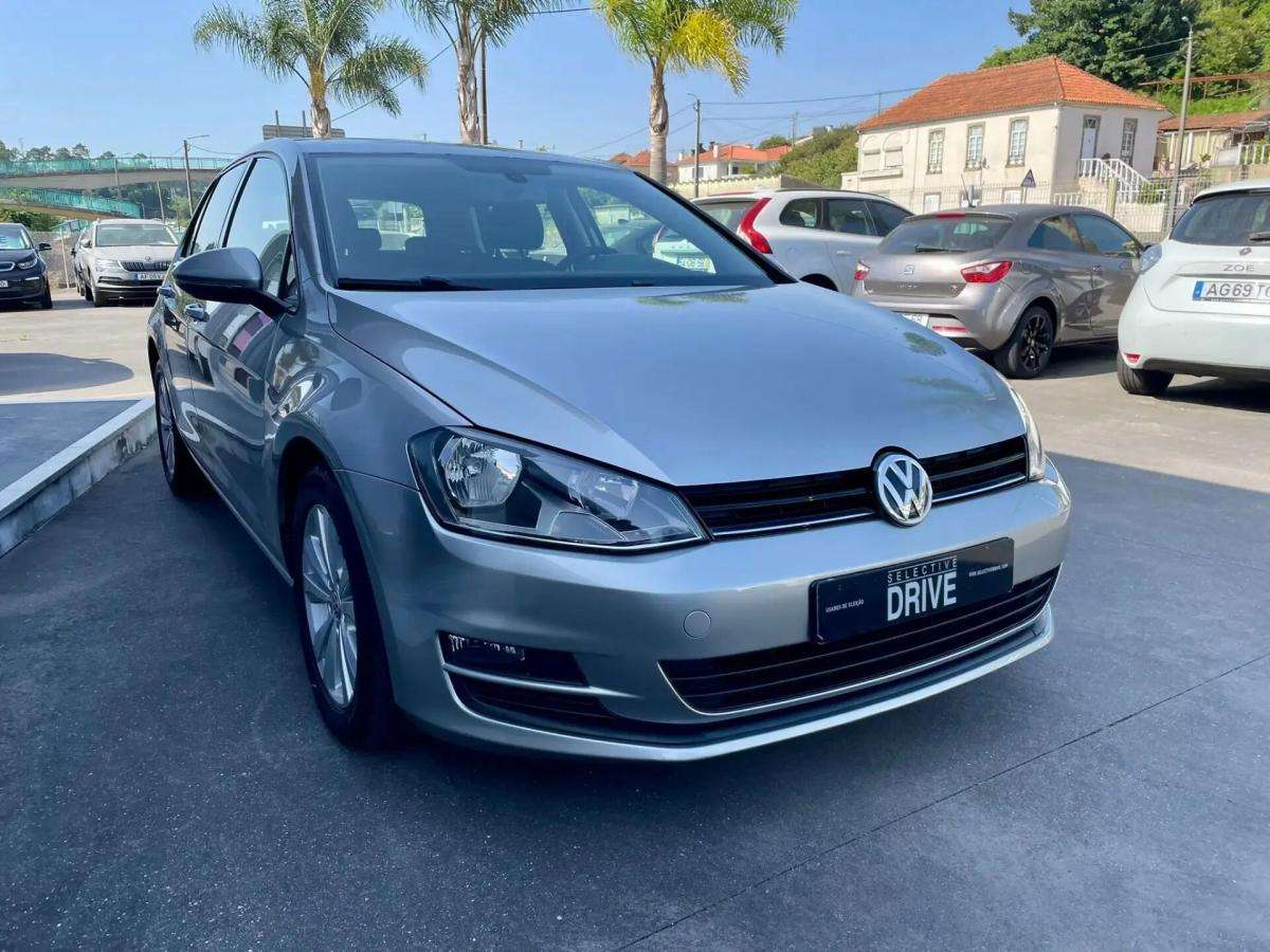 volkswagen-golf-2012-gasolina-1197cc